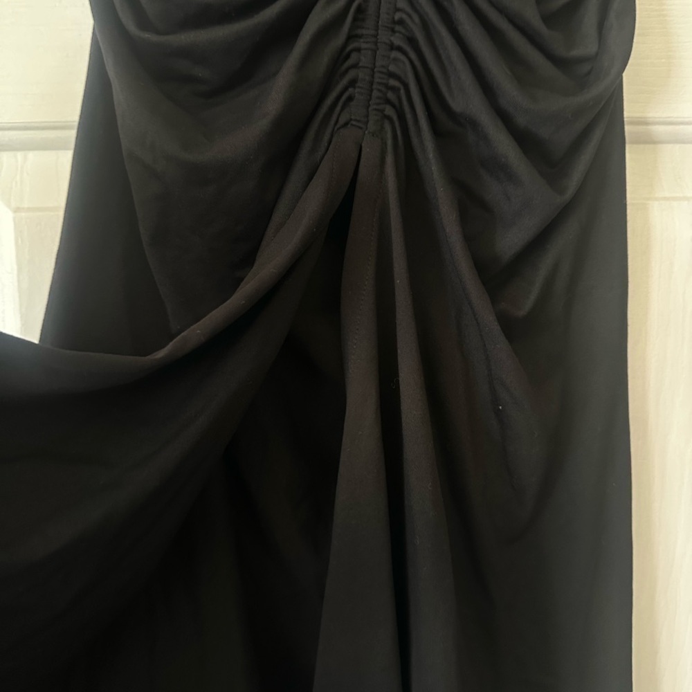 Susana Monaco Black midi skirt with ruched front and front slit, size xs - Picture 4 of 8